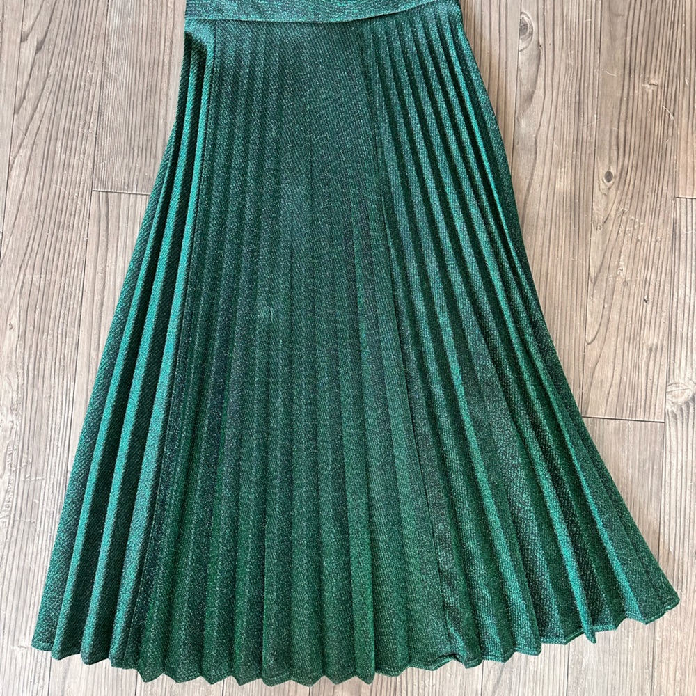 ZARA pleated green shimmer skirt